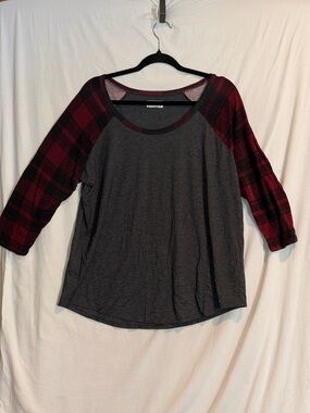 Maurices Charcoal Bodice with Burgundy Plaid Raglan Sleeves